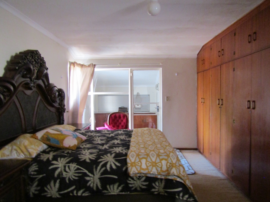 4 Bedroom Property for Sale in Hankey Eastern Cape